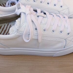 Taos Footwear White Sneakers